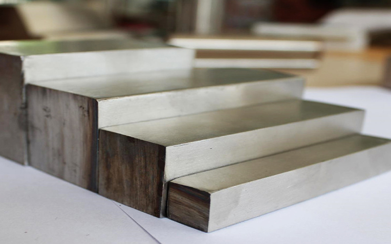 Stainless steel square bar