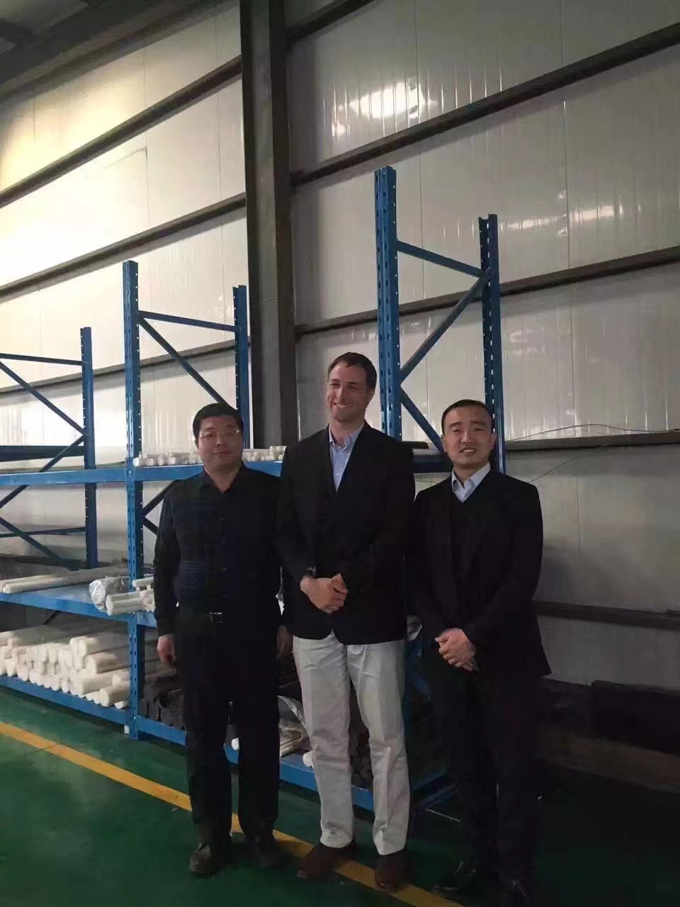 Customers visiting our factory 