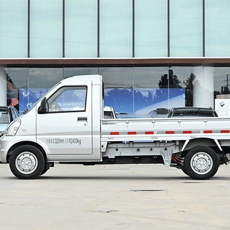 Meet Wuling Rongguang Mini Truck EV