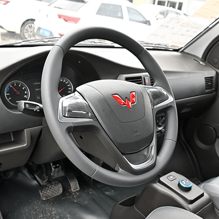 Meet Wuling Rongguang Mini Truck EV