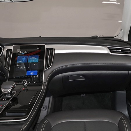 Meet ROEWE i6 MAX EV