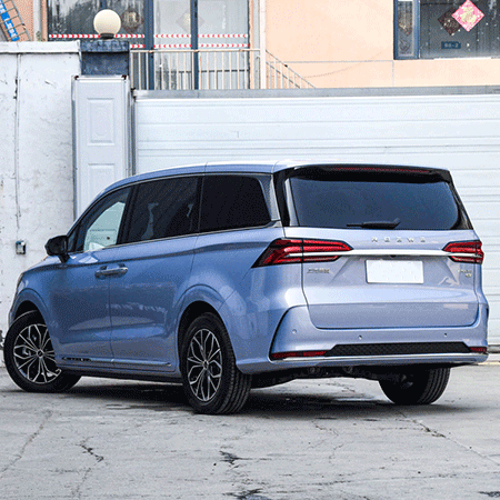 Meet ROEWE iMAX8 EV