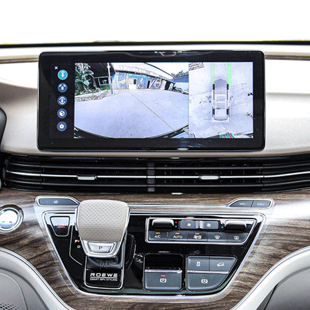 Meet ROEWE iMAX8 EV