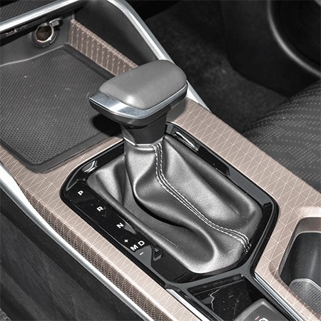 GEELY Emgrand 1.5L CVT Luxury