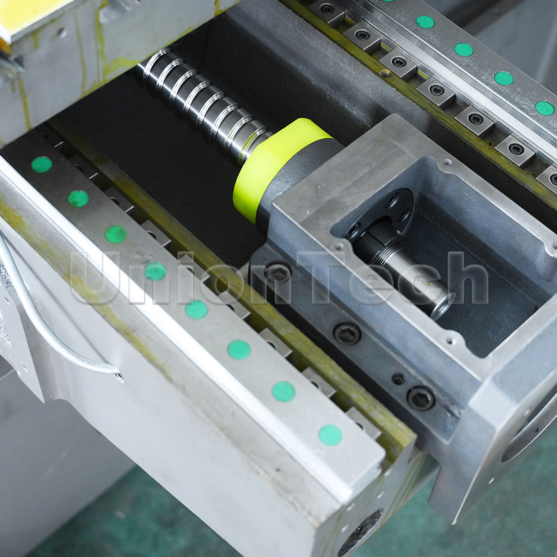 vertical machining center vmc650