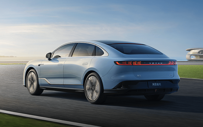 New energy vehicles run out of the 