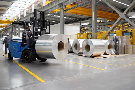 What are the matters needing attention in the manufacture of steel structures?