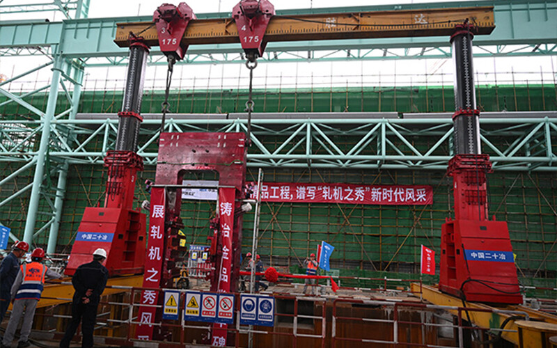 The first TCM unit was successfully hoisted, promoting green travel