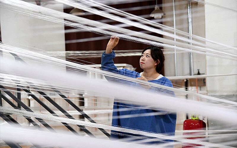 Carry forward the spirit of self-reliance and helping the disabled. Our company helps the disabled to find employment and start businesses.