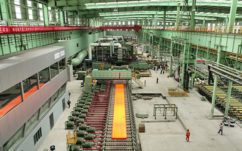 Our company pioneered a new process for rolling stainless steel medium and thick plate.