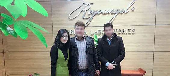 On February 21, 2017, Iranian customers visited Reyoungel Shanghai headquarters