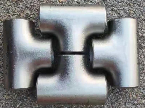 Steel tee-junction,reducing cross,straight cross for pipe