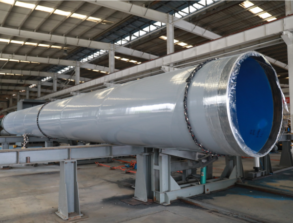 Anti-ultraviolet coating anticorrosive stainless steel pipe