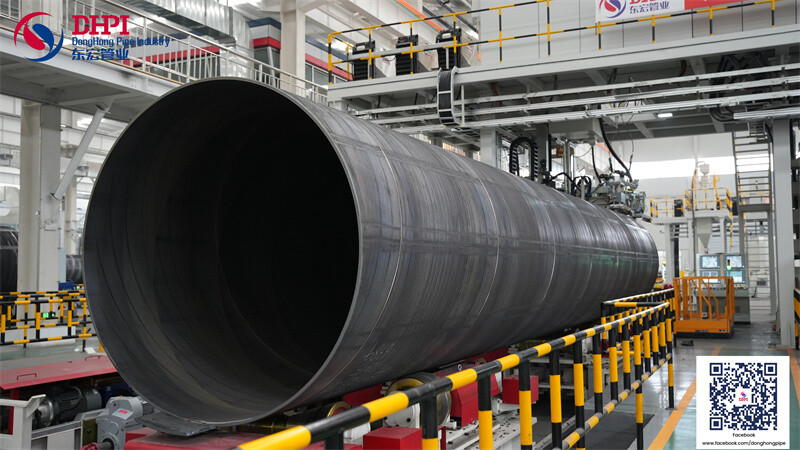 Donghong Co., Ltd.'s super-large spiral welded pipe is off the production line!