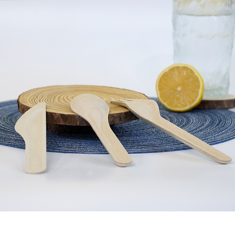 Knife, fork and spoon