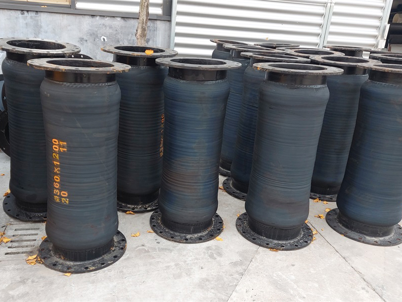 Discharging Rubber Hose