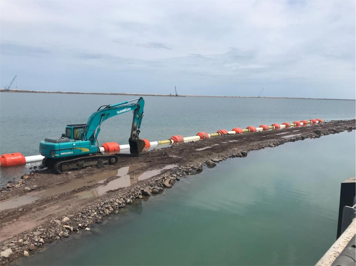 HDPE Floating Pipeline Working for Zhujiang River in China