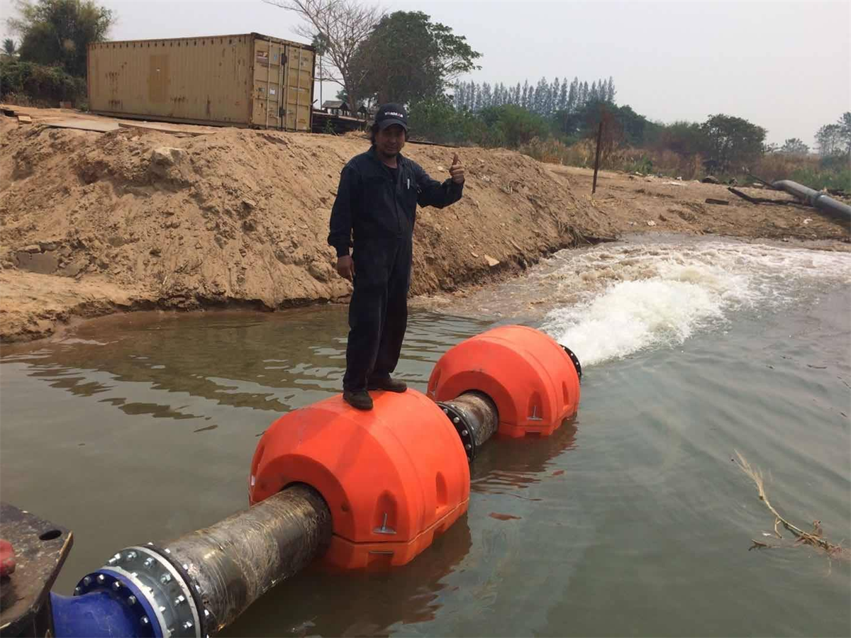 24”UHMWPE dredge pipes for reclamation project in Malaysia