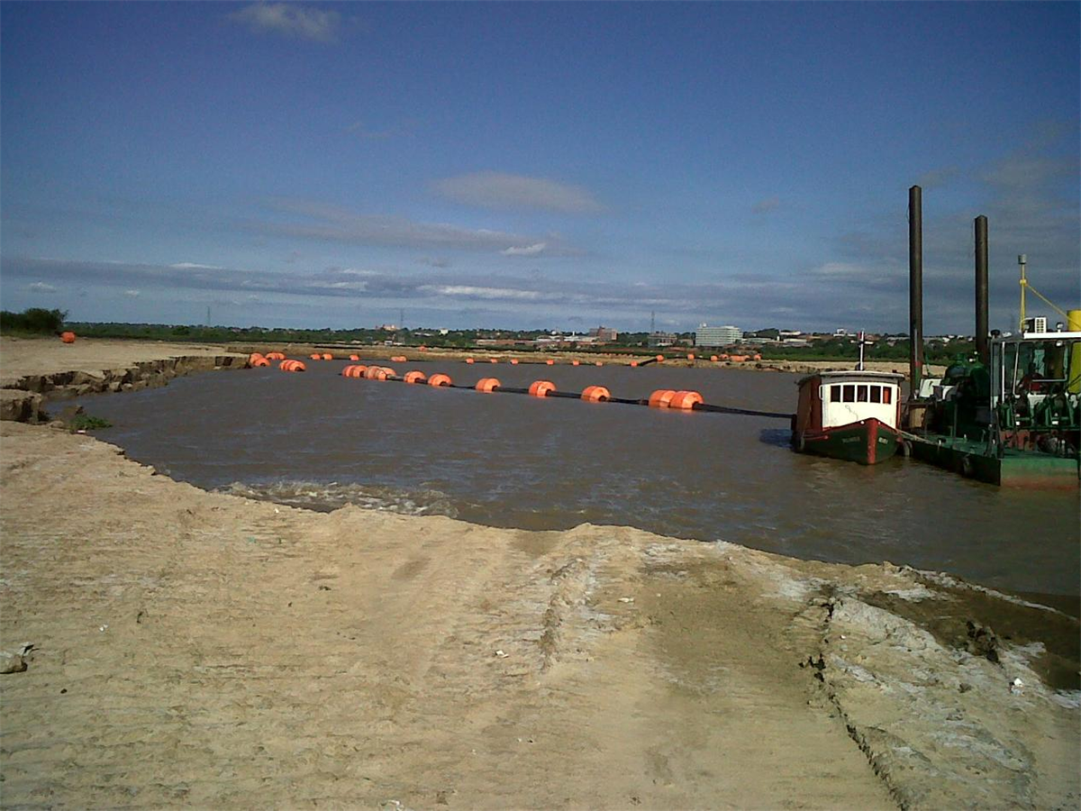 UHMWPE floating pipeline for Reclamation project in Asuncion, Paraguay
