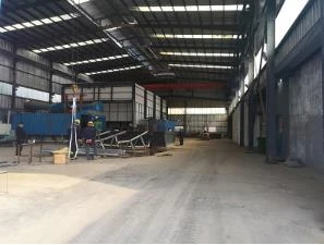 Instalaciones de tráfico Co., Ltd de Guanxian Yunjie. Cuenta con líneas de producción avanzadas de pulverización de barandillas y galvanizado en caliente.