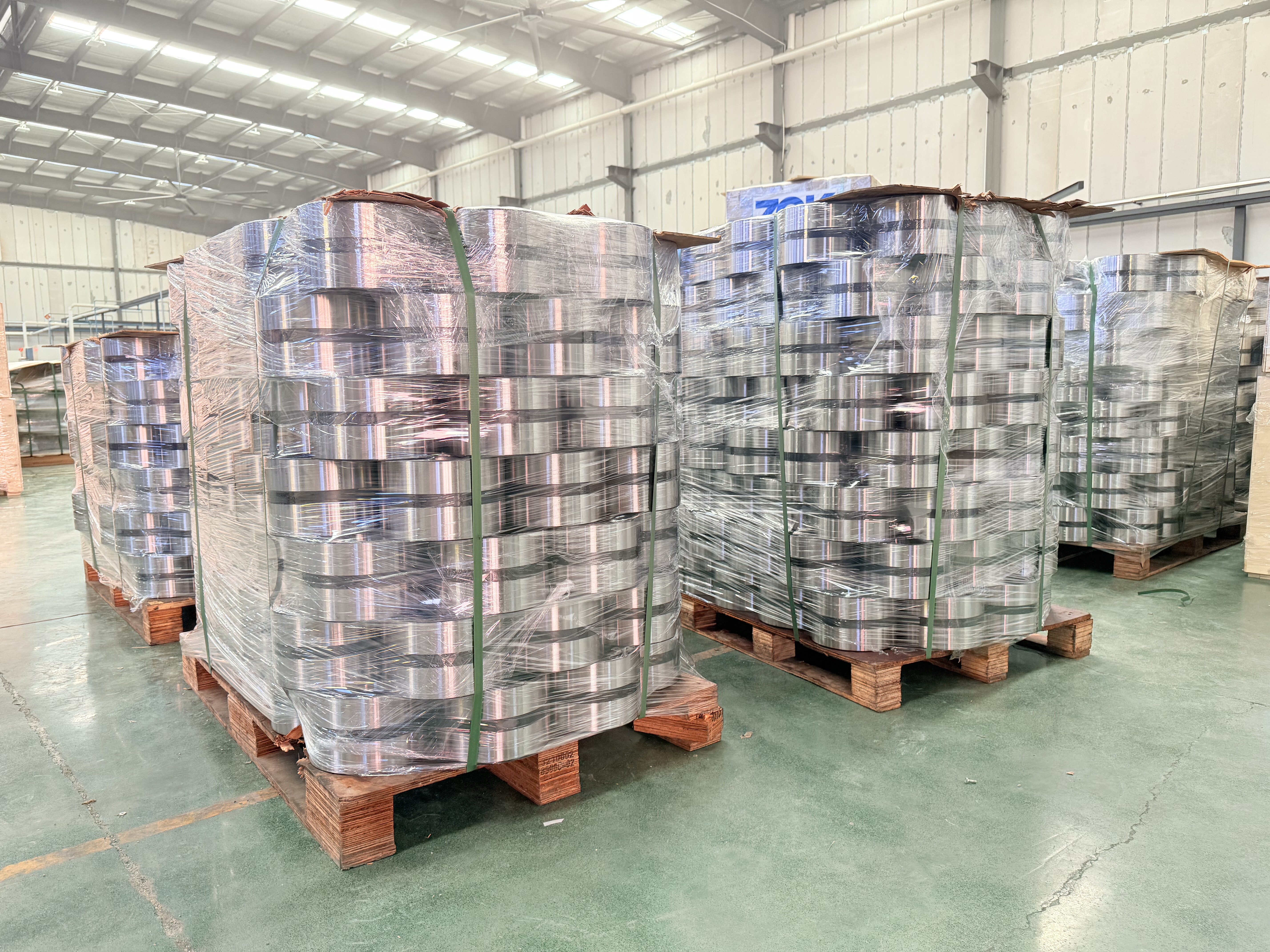  Серийная поставка высоконадежных железнодорожных подшипников после тщательной проверки характеристик