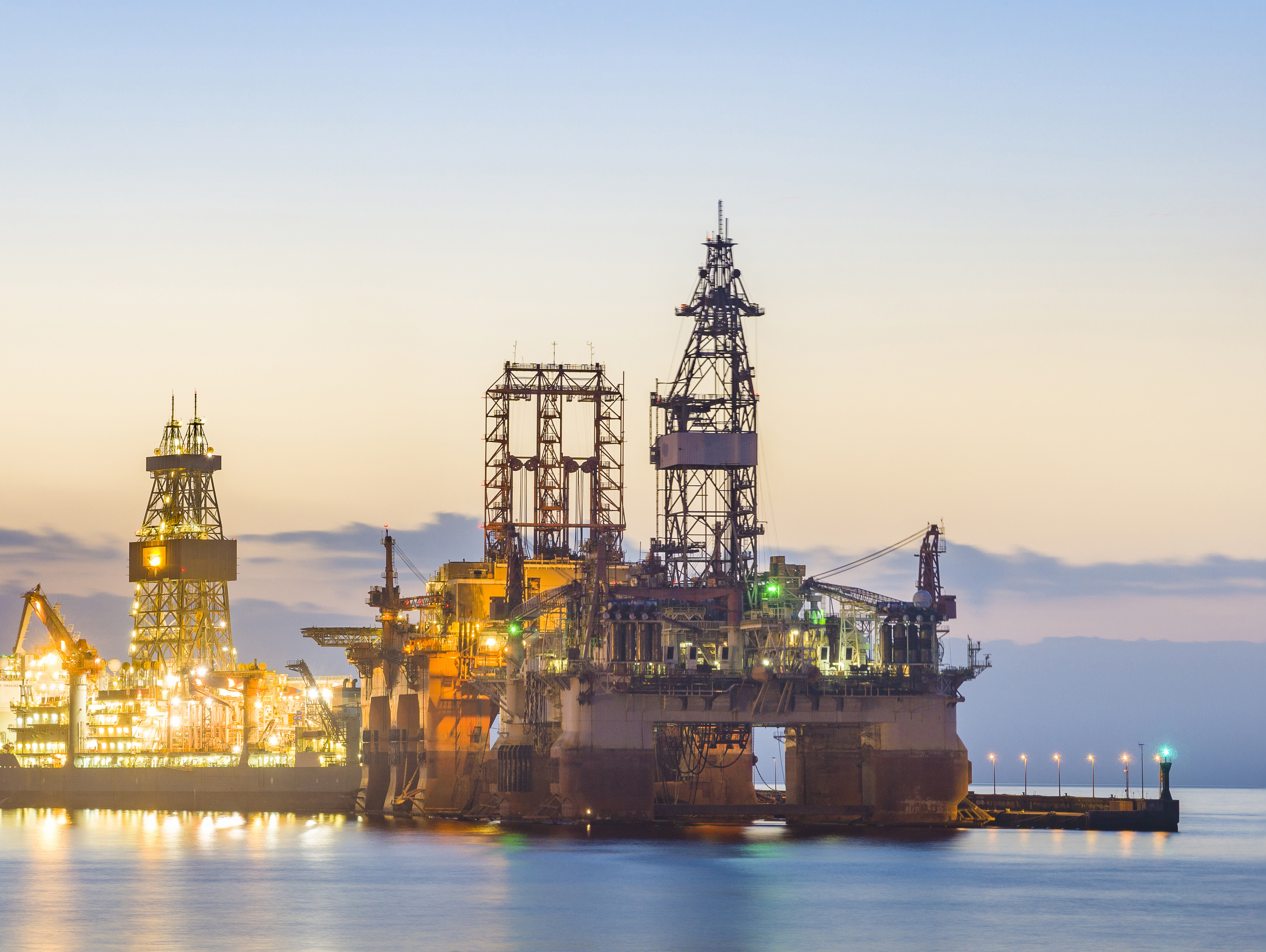 Нефтяной газ