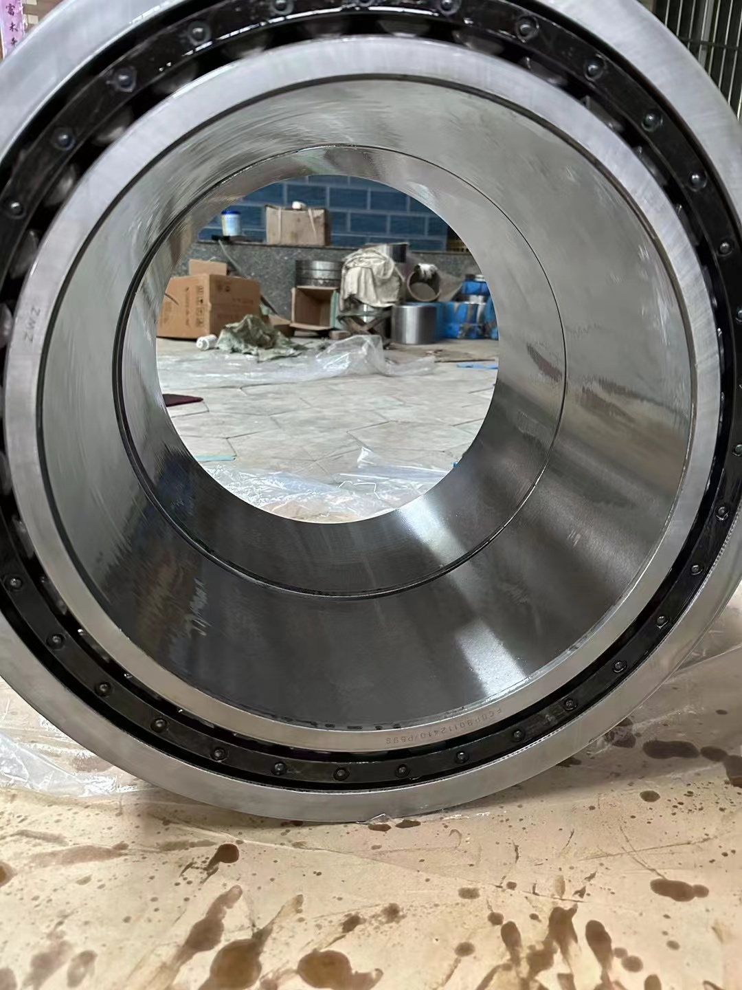 Four row cylindrical roller bearings