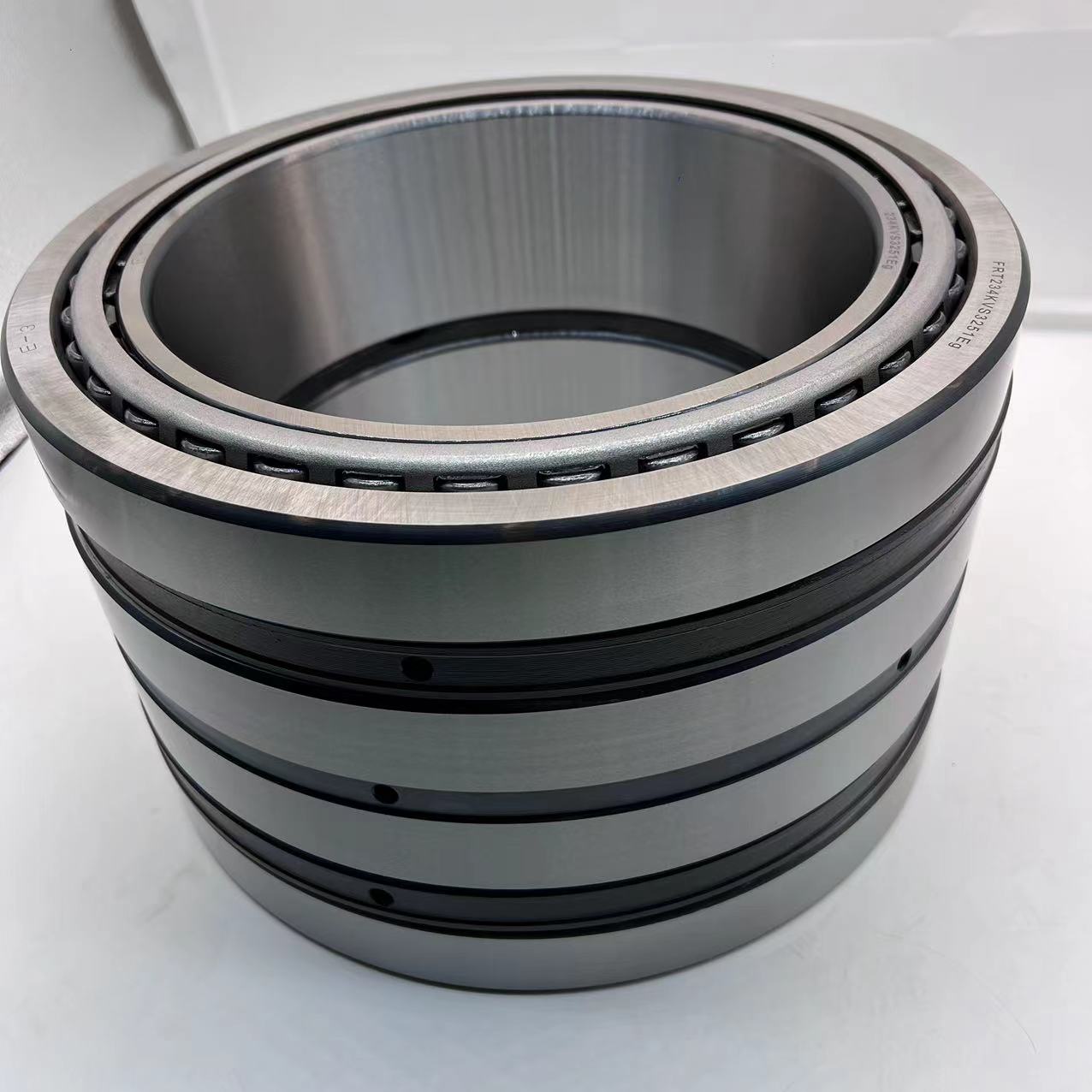 Four row tapered roller bearings