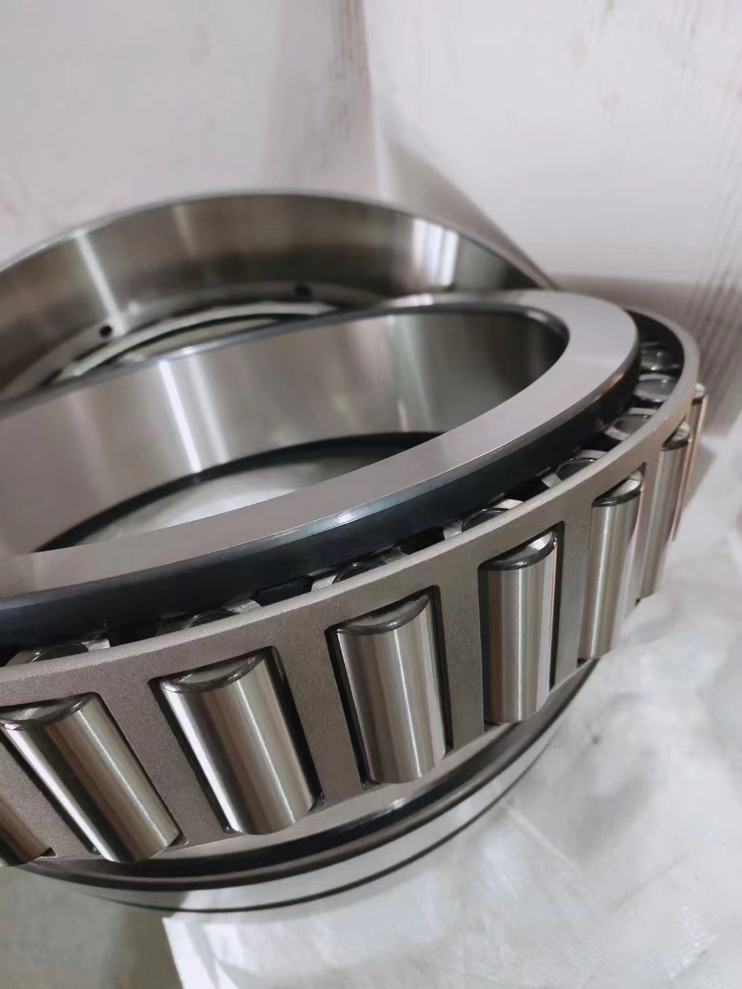 Four row tapered roller bearings
