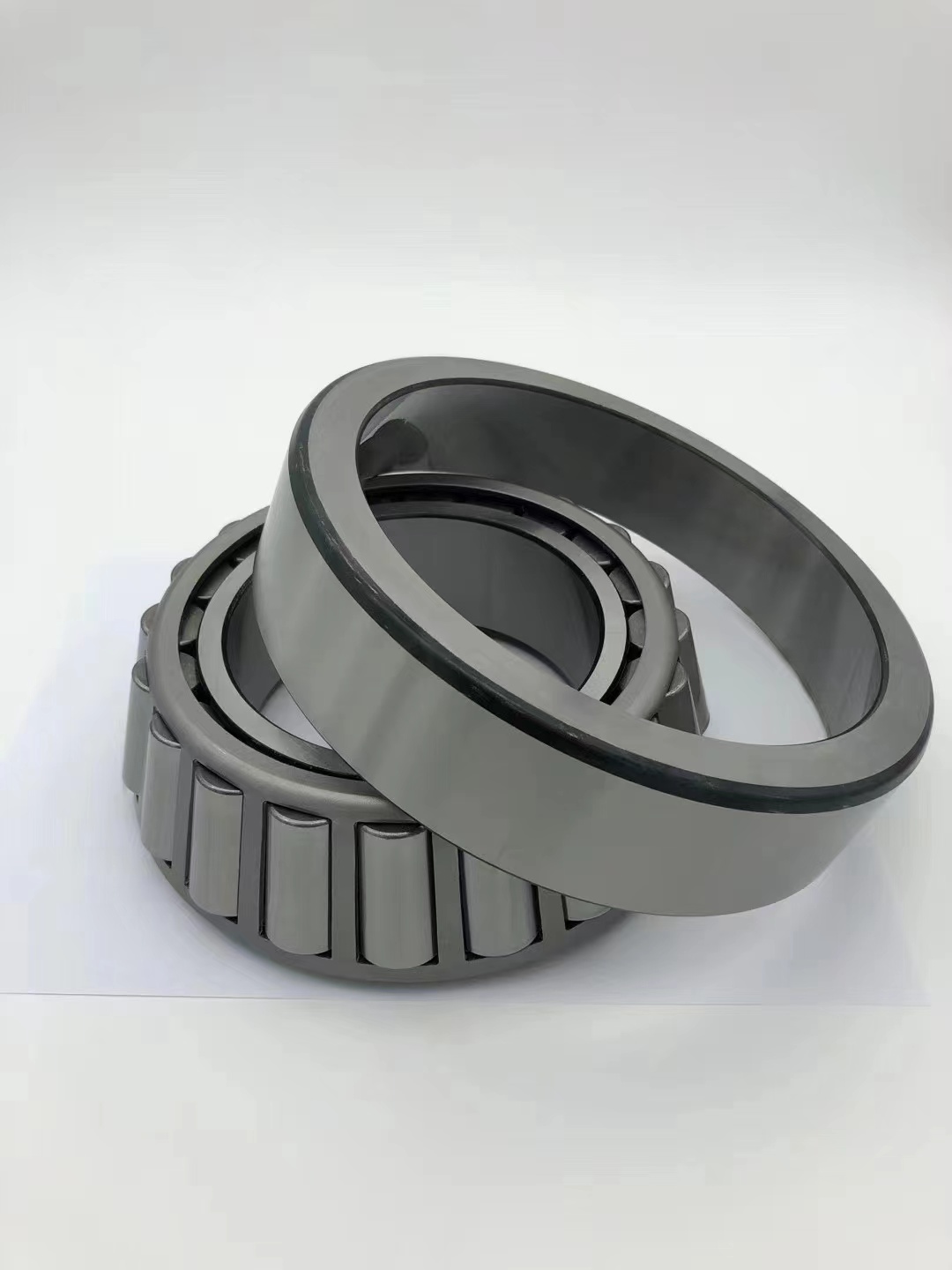 Four row tapered roller bearings