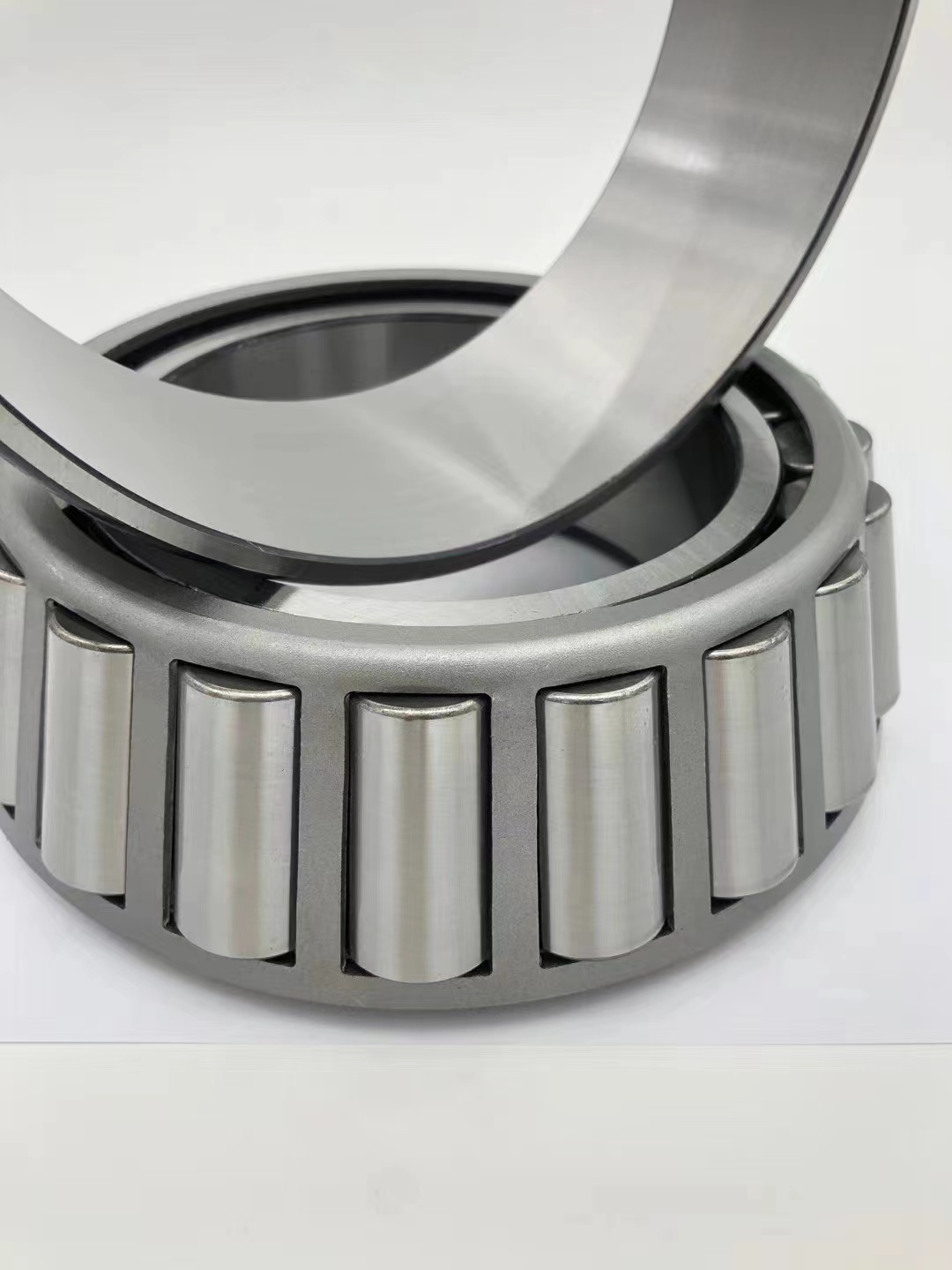 Four row tapered roller bearings