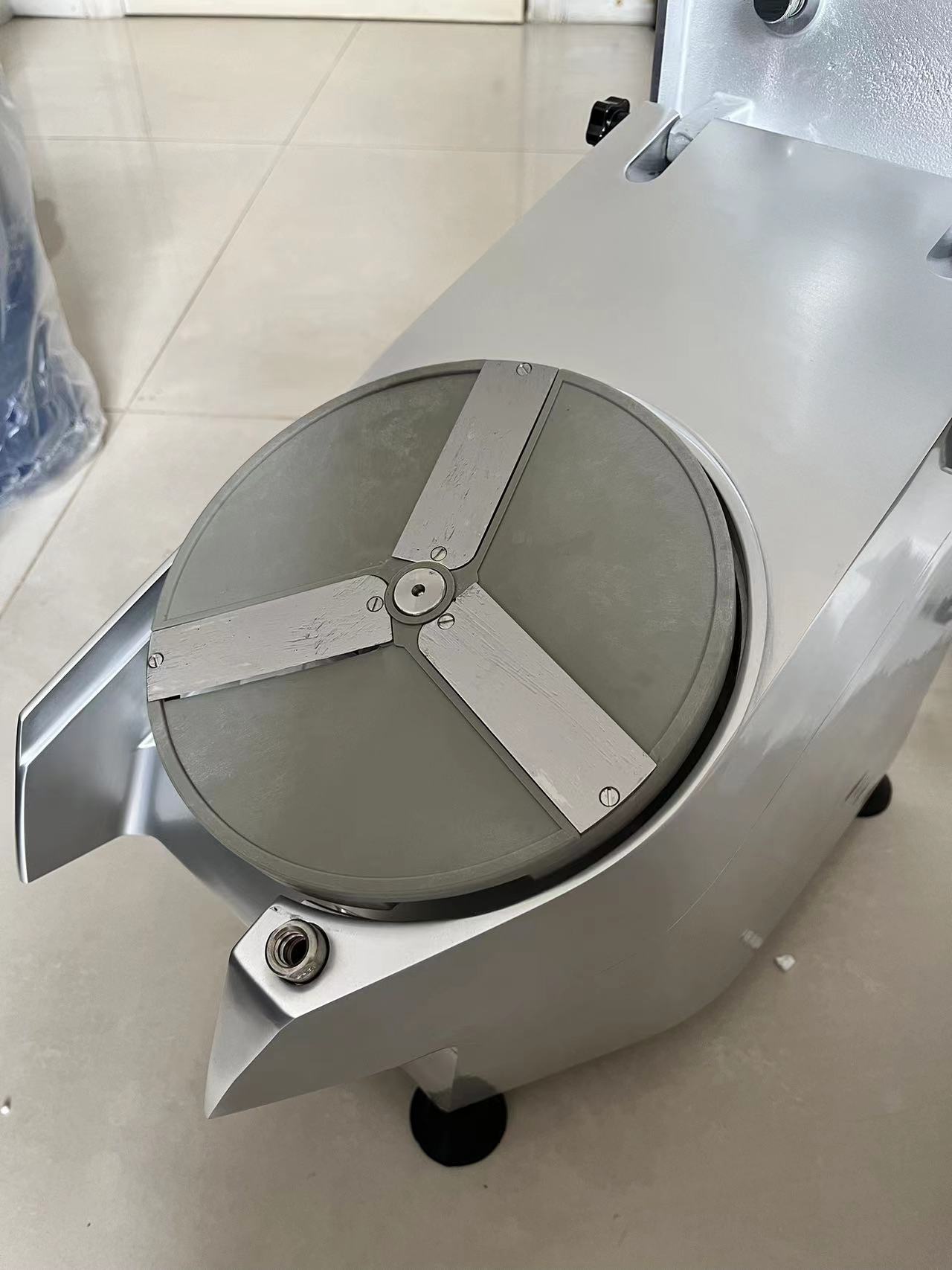 HLC300 Cheese Shredder