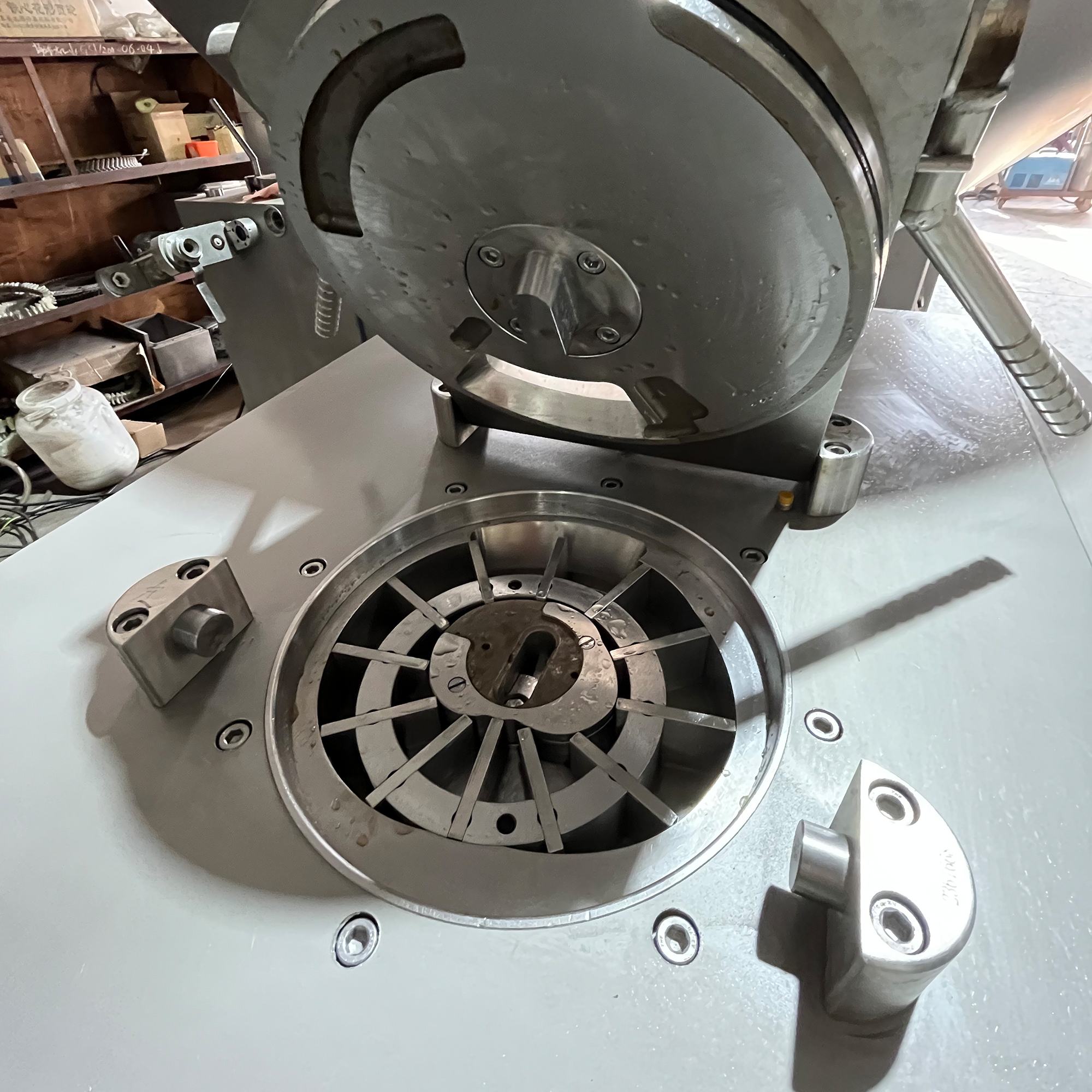 Vacuum Filling machine ZG6000