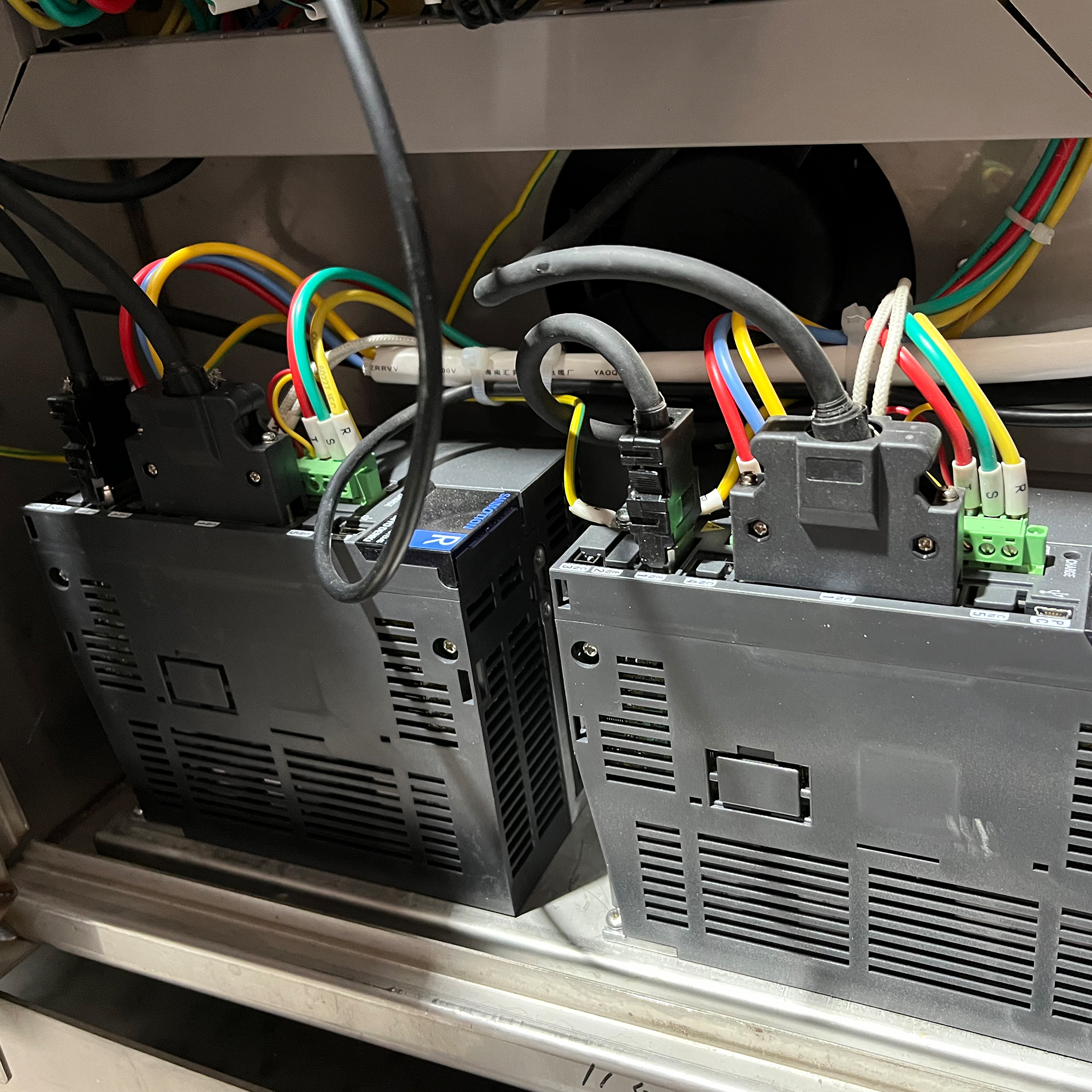 Vacuum Filling machine ZG6000