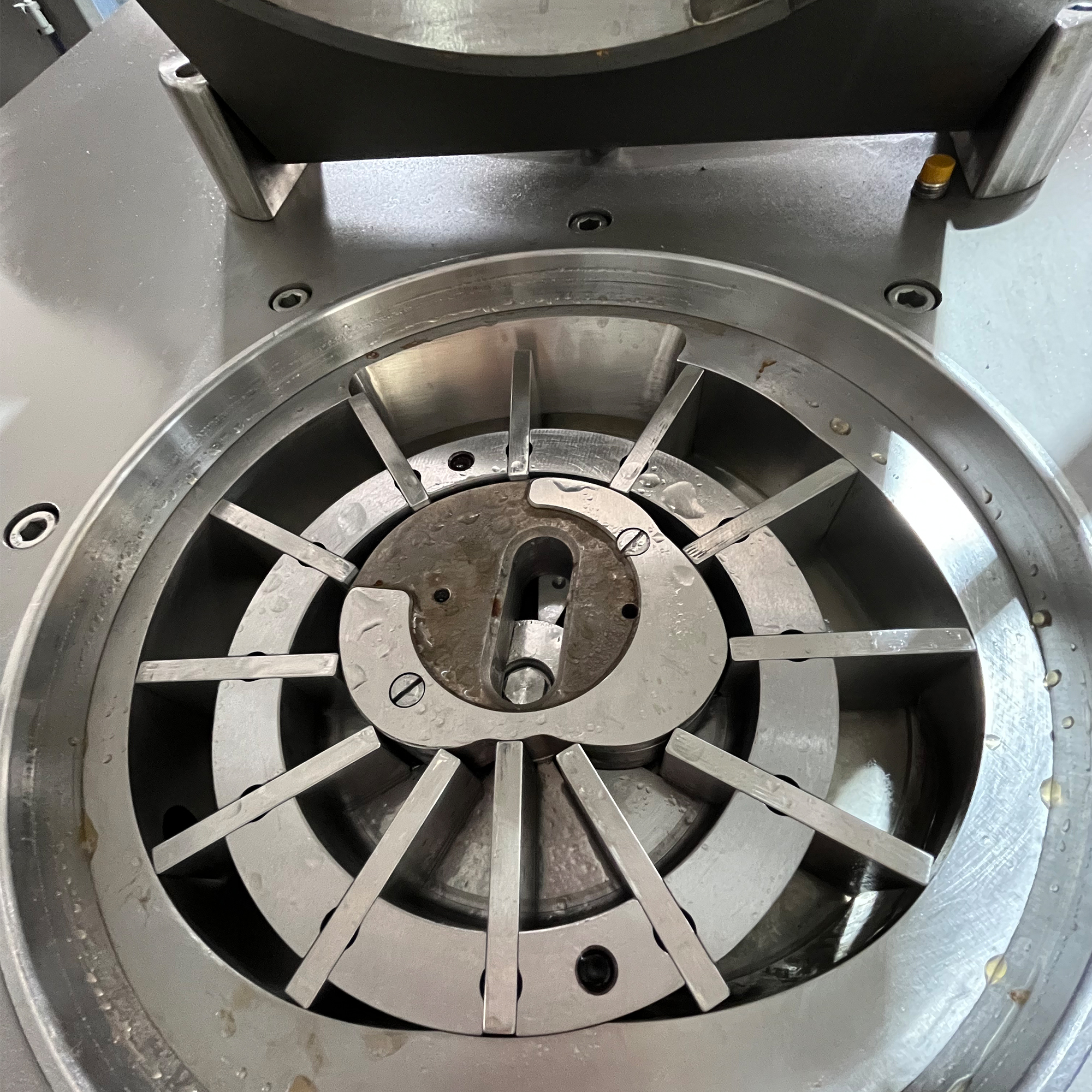 Vacuum Filling machine ZG6000