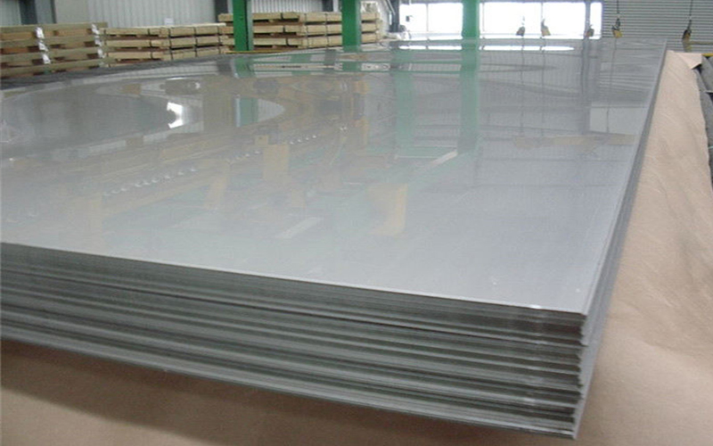Titanium alloy plate