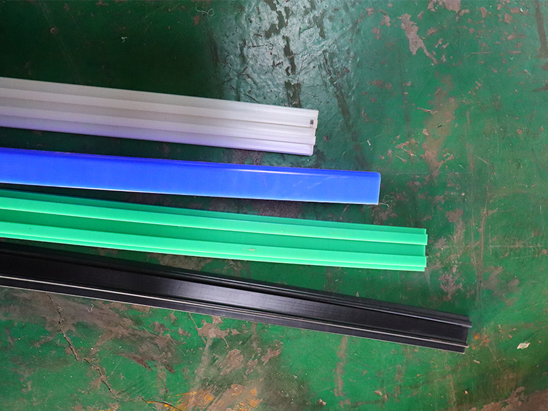 UHMWPE WEAR STRIPS