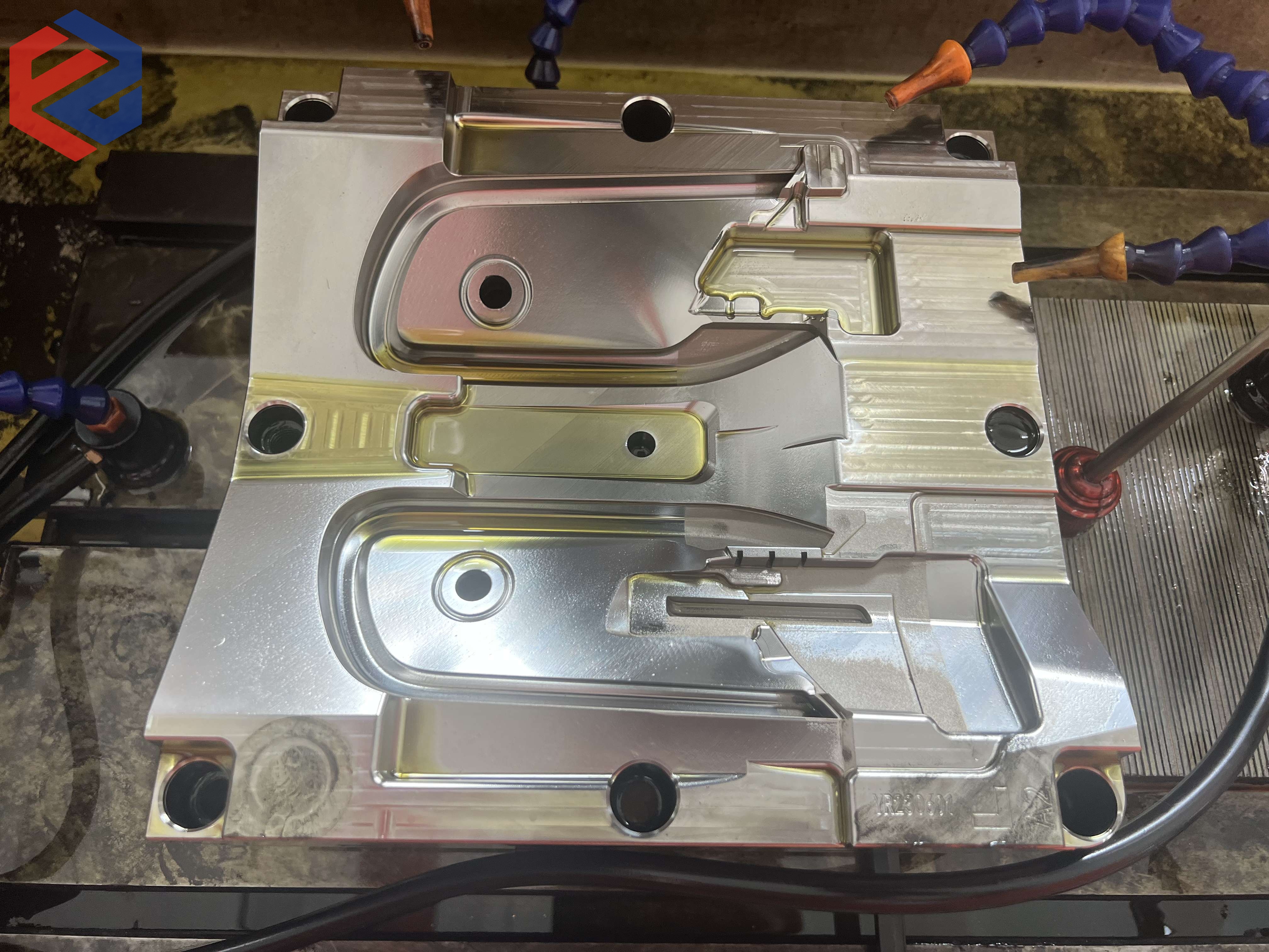 China factory custom mould precision progressive stamping steel mould tool steel CNC machining die punching moulds