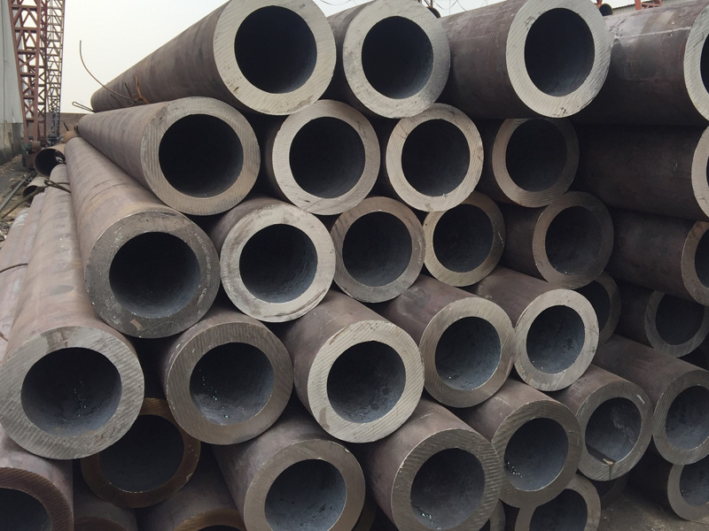 E335 Carbon Steel Seamless Round Tube/Pipe