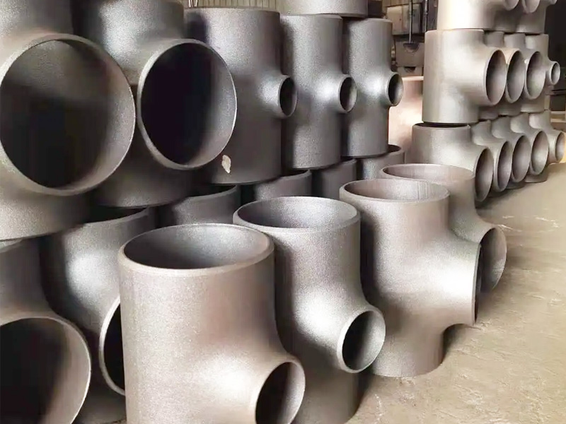 The type of material of carbon steel pipe fittings