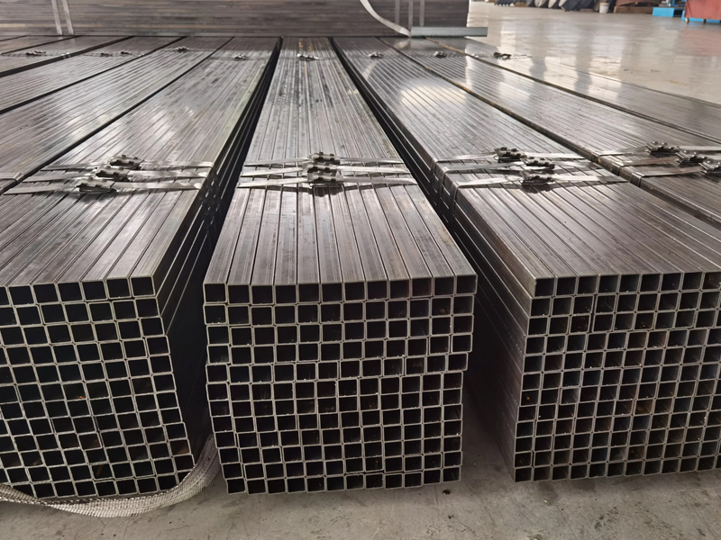 E335 Welded Square Pipe/Tube