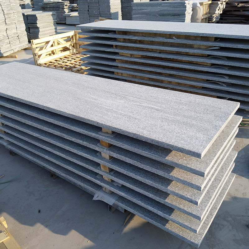 G302 New Santiago Black (1)