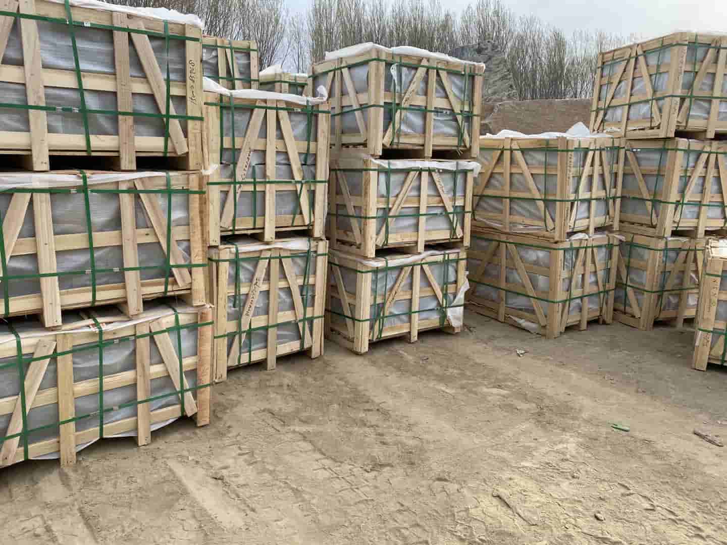 G302 New Santiago Black