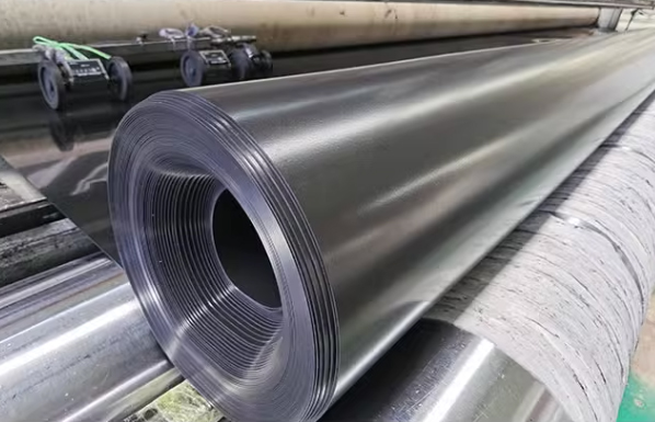 INTRODUCTION AND CHARACTERISTICS OF COMPOSITE GEOMEMBRANE