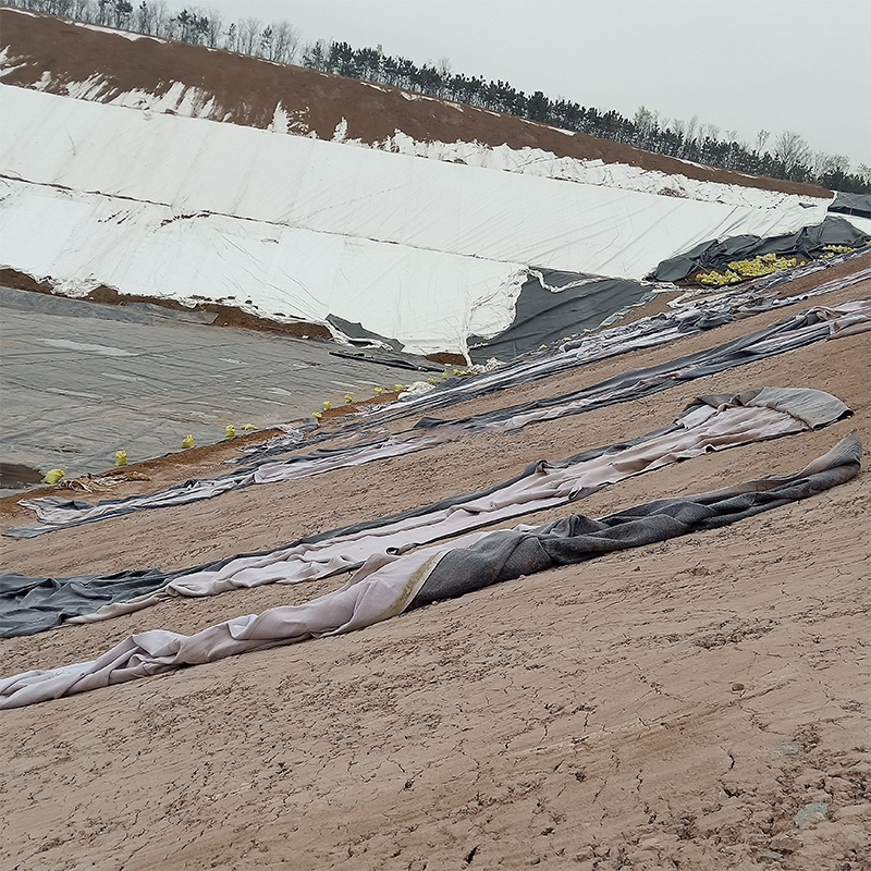 Best quality natural sodium bentonite waterproof GCL waterproof blanket