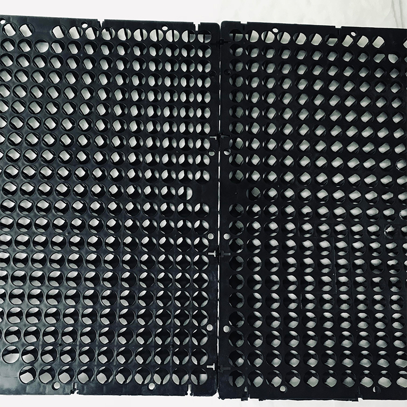 PVC Plastic drain board drainage sheet mat/plastic drainage matting 20mm