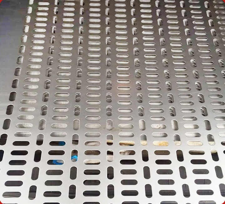 Stainless steel perforated plate