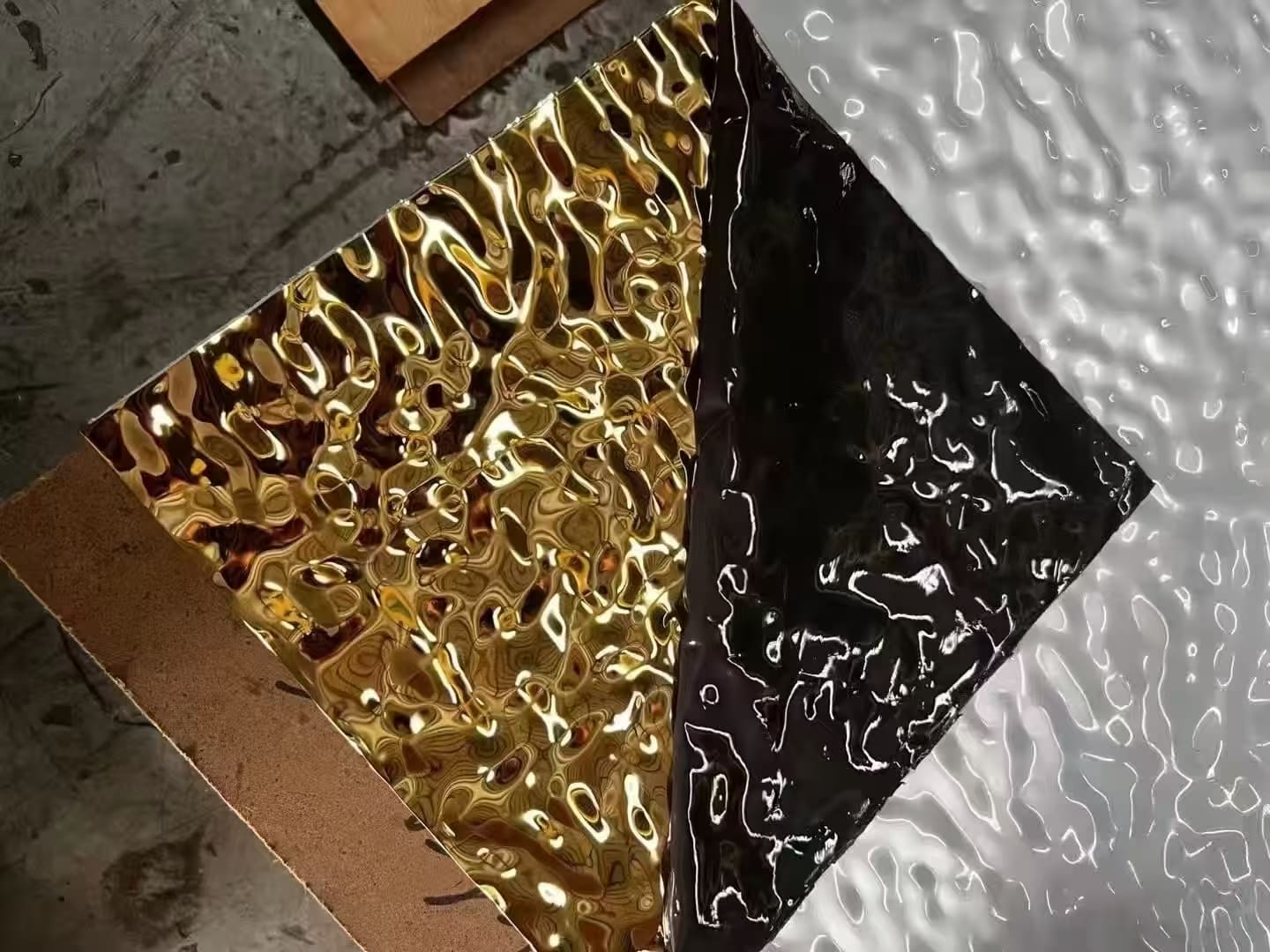Stainless steel colored decorative sheet
