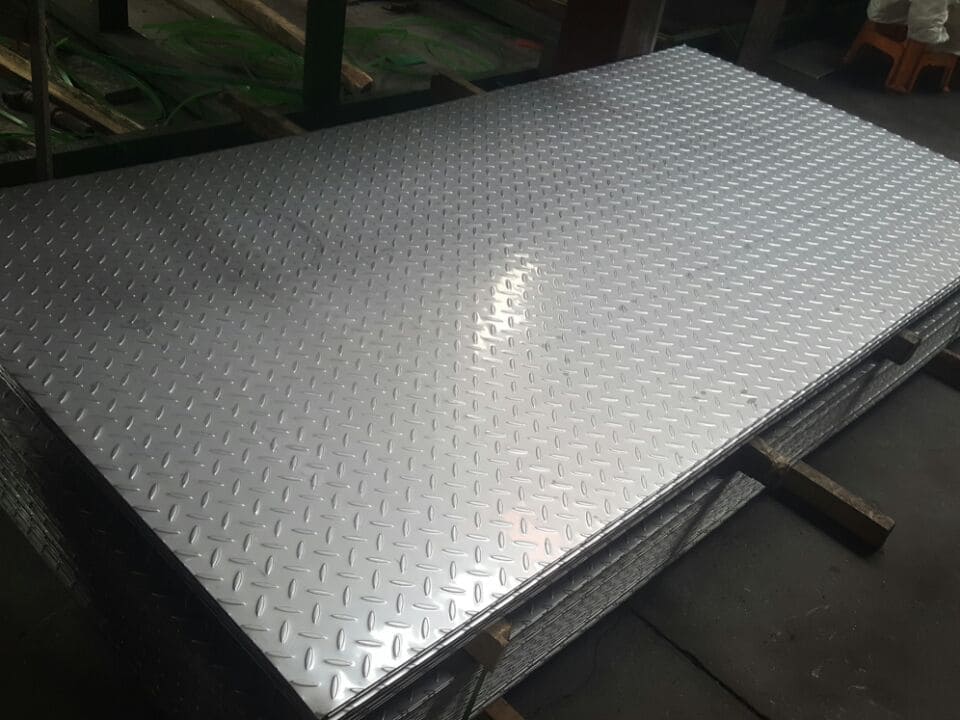 Stainless steel checkered plate