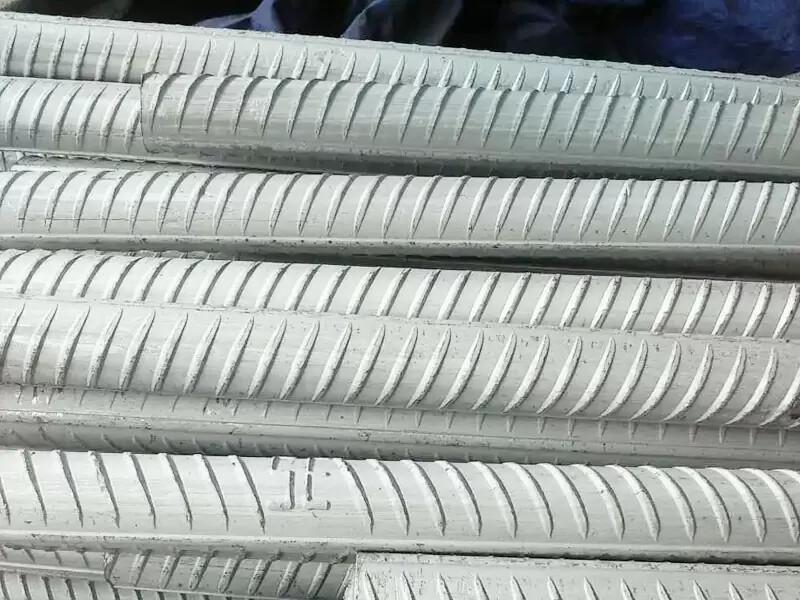 Stainless steel rebar